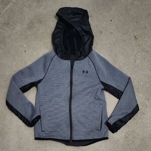 Under Armour Kids Two-Tone Gray and Black Puffer Jacket YMD